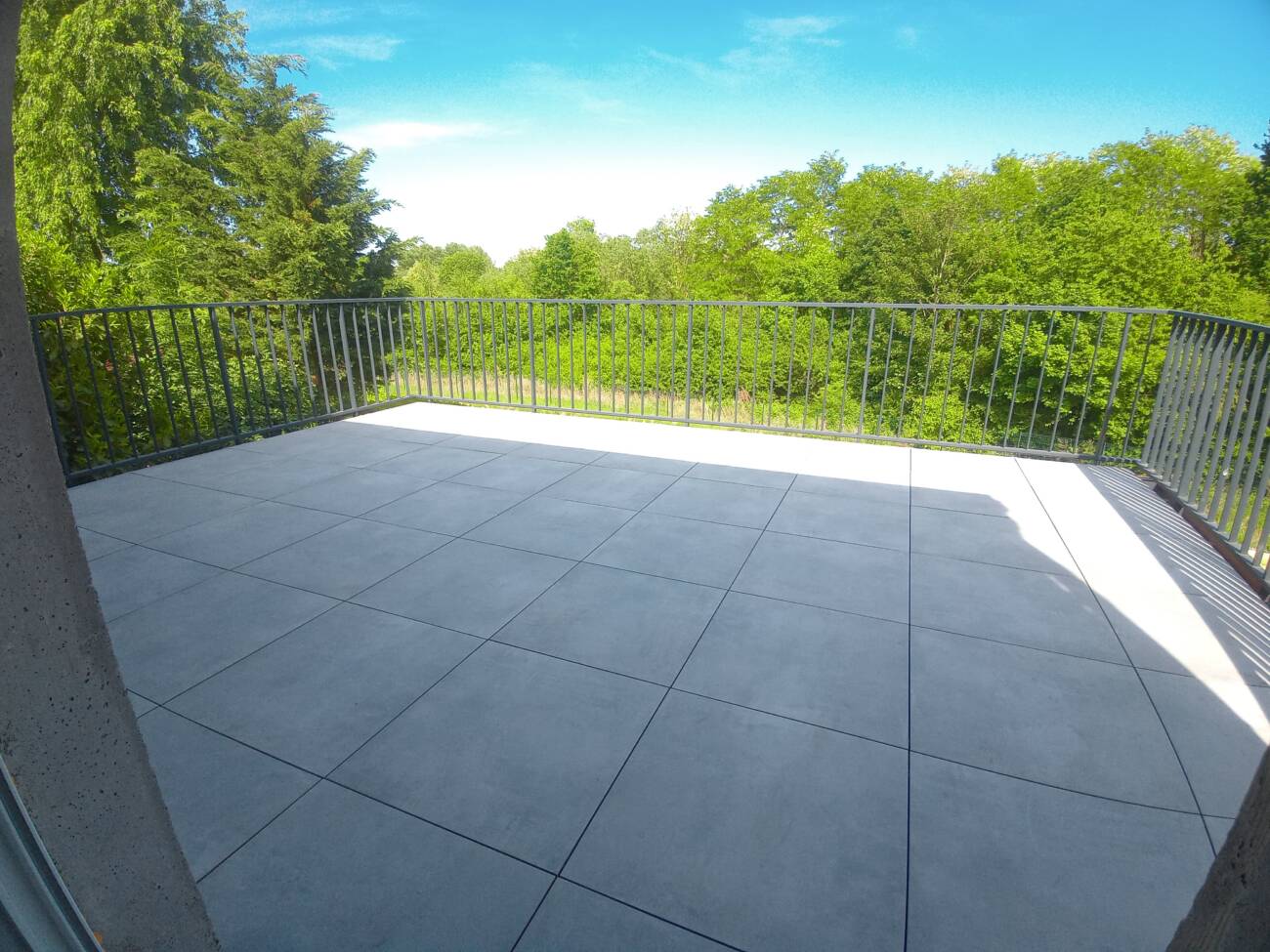 TERRASSE GRES CERAME SUR PLOTS | Au Jardin de la Coline Terrasses Golbey 10